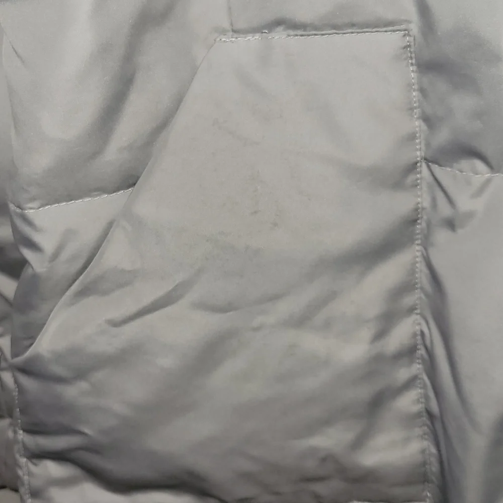 Chico's Women's Grey Puffer Jacket Size 2/Large - Picture 3 of 4